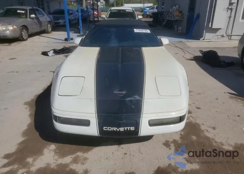 1994 Chevrolet Corvette z USA, uszkodzony, nr VIN 1G1YY32P3R5115935